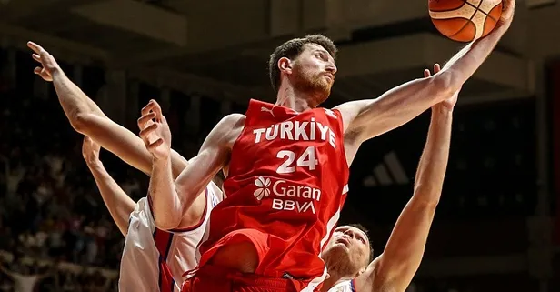 12 Dev Adam Sırbistan karşısında tur için parkede!