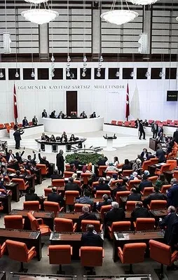 OHAL'i uzatan tezkere TBMM'de kabul edildi