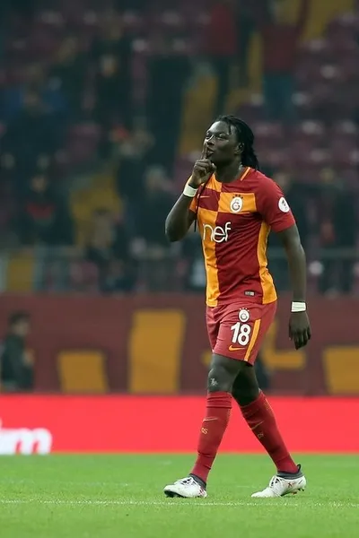 Ndiaye'den sonra o da yolcu-4