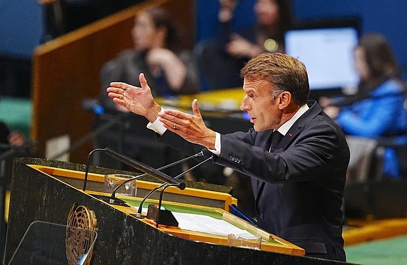 macrondan-bm-kursusunde-gazze-cikisi-manzara-hepimiz-adina-utanc-verici-kagit-uzerinde-tanidiniz-harekete-geci-1790246225866.jpeg Macron'dan BM kürsüsünde Gazze çıkışı: Manzara hepimiz adına utanç verici! "Kağıt üzerinde tanıdınız harekete geçilmeli"-3