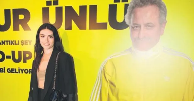 Oyuncu Hazar Ergüçlü'den yönetmen aşkı Onur Ünlü'yü destek