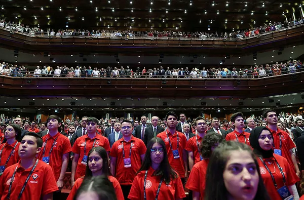 Son dakika: Başkan Erdoğan'dan 53. TÜBİTAK Lise Öğrencileri Araştırma Projeleri Ödül Töreni'nde önemli açıklamalar-4