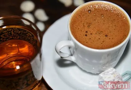 Kahve ve çay tiryakileri dikkat! Akciğer kanserini tetikliyor