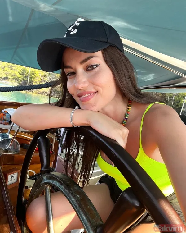 Fahriye Evcen’in tekne pozları ortalığı kasıp kavurdu: Hangi birini beğeneceğimi şaşırdım! - 18