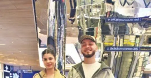 Batuflex sevgilisiyle AVM'de görüntülendi