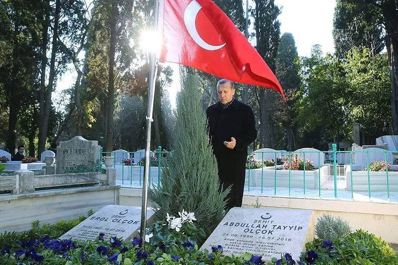 Cumhurbaşkanı Erdoğan'dan anlamlı ziyaret-1