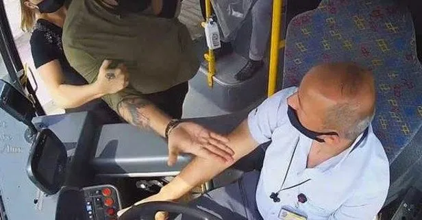 Yolcuya maske bıçağı