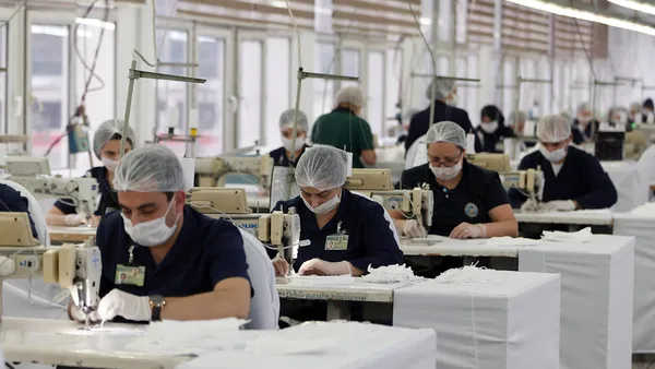 son-dakika-baskan-recep-tayyip-erdogandan-1-mayis-mesaji-iscilerimizin-haklarini-menfaatlerini-gozetme-hayretinde-olduk-1619790091058.jpg SON DAKİKA: Başkan Erdoğan'dan 1 Mayıs paylaşımı-5