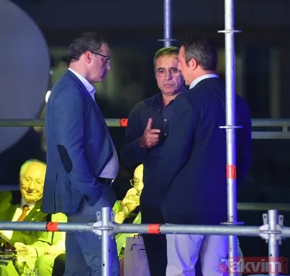 Fenerbahçe’ye Fransız stoper! Bomba patlıyor yeni transfer için tarih verdi | Son dakika transfer haberleri