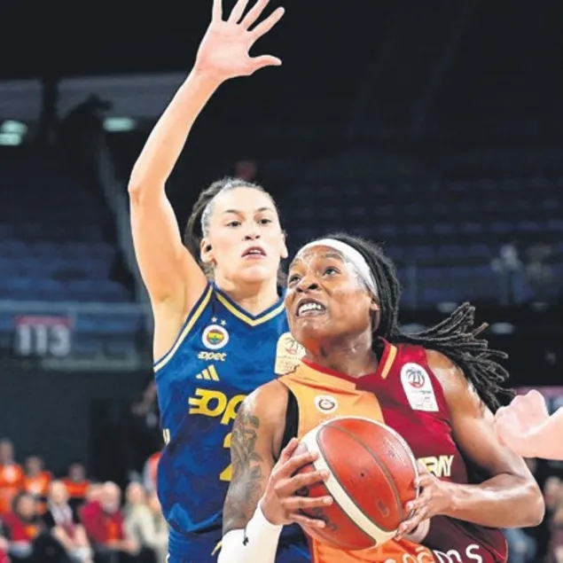 Dev derbide gülen Fenerbahçe