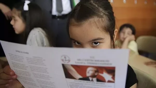 e-okul-kapandi-mi-ne-zaman-kapanacak-2022-e-okul-not-girisi-ne-zaman-bitecek-meb-ogretmen-ogrenci-e-okul-vbs-g-1654867706385.jpeg MEB öğretmen - öğrenci E-okul VBS giriş ekranı 2022 E-okul kapandı mı, öğretmen not girişi bitti mi? 16/06/2022-4