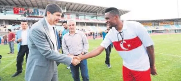Ay-Yıldızlı formayla anlamlı bir maça çıktı