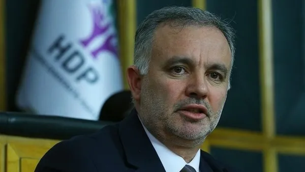 ayhan-bilgen-kimdir-ayhan-bilgen-kac-yasinda-nereli-neden-gozaltina-alindi-1601017809283.jpg Ayhan Bilgen kimdir? Ayhan Bilgen kaç yaşında, nereli, neden gözaltına alındı?-3