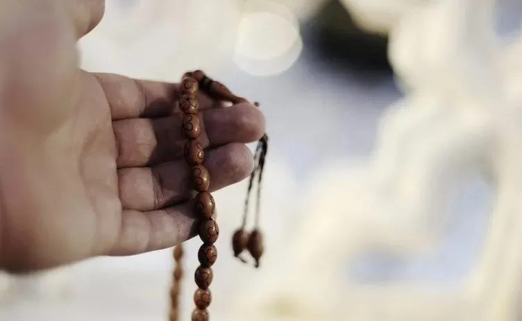 mevlid-kandilinde-oruc-tutulur-mu-mevlid-kandili-orucu-kac-gun-nasil-niyet-edilir-1756820333743.jpeg (Takvim Foto Arşiv)