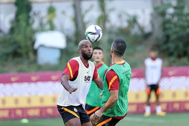 Galatasaray'a İngiltere'den kötü haber: Ryan Babel’in Hull City'ye transfer yattı!-3