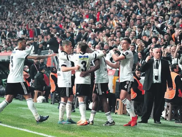 fenerbahcede-mesut-ozil-depremi-suruyor-mesutun-menajeri-istanbula-geliyor-1650061842488.jpeg Fenerbahçe'de Mesut Özil depremi sürüyor! Mesut’un menajeri İstanbul’a geliyor-3