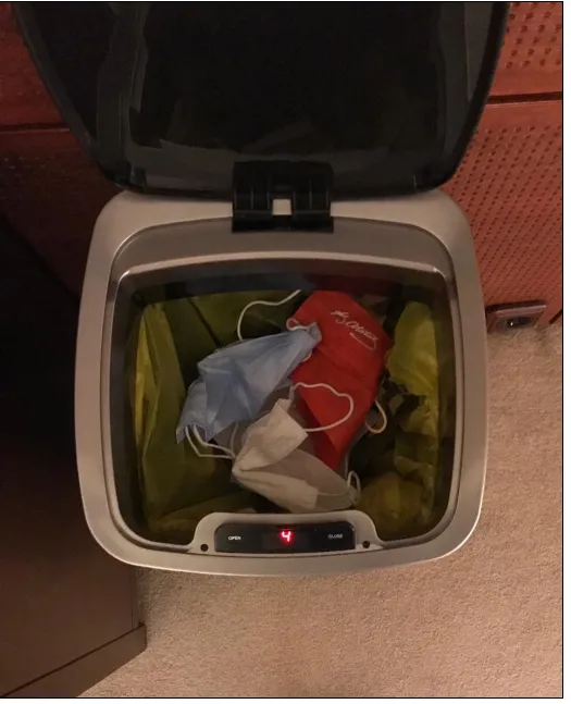 CHP’li milletvekillerinin Meclis’te taktıkları Atatürk imzalı maskeler çöpe atıldı-6