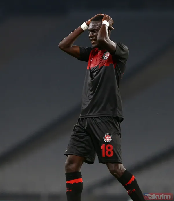 Fatih Karagümrük İle Olan Sözleşmesi 2022 Yılına Kadar Devam Eden Ndao, Senegal Milli Takımı'nın Formasını Da 3 Kez Terletti.