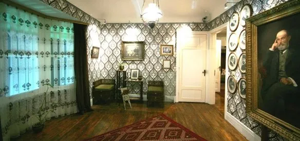 TEVFİK FİKRET'İN ''AŞİYAN'' (KUŞ YUVASI) ADINI VERDİĞİ EVİ MÜZE OLARAK DÜZENLENDİ