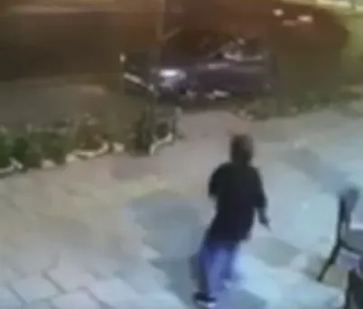 mersinde-tantunicide-silahli-saldiri-site-yoneticisi-yaralandi-1785606873428.jpeg Mersin’de tantunicide silahlı saldırı: Site yöneticisi yaralandı-3