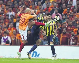 Gomis’ten Çakır’a: Daha fazla çalış!