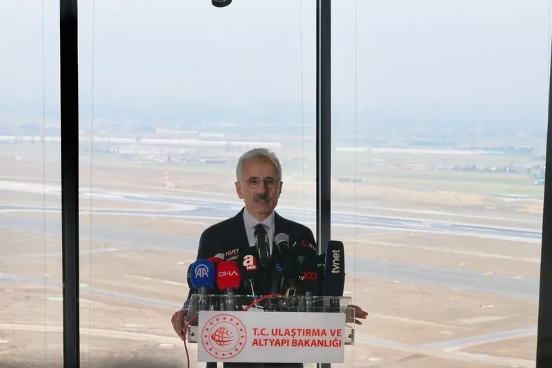 esenboga-havalimanindan-3-pist-donemi-baskan-erdogan-hizmete-acacak-1768573344516.jpeg Esenboğa Havalimanı'nda 3. pist dönemi: Başkan Erdoğan hizmete açacak-5