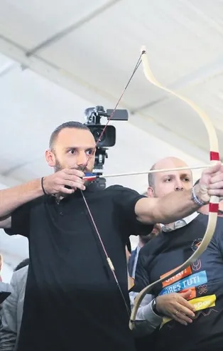 Süper Lig'in yıldızları Etnospor'da ok attı!