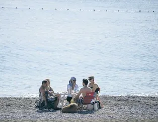 Bir yanda deniz bir yanda kar