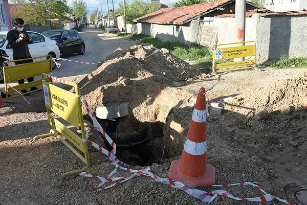 CHP'li Alpu Belediyesi ölüm saçıyor! Çeşmelerden rengarenk zehir akıyor!-5