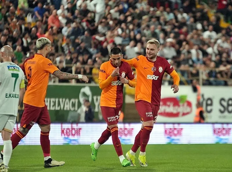Galatasaray'ın zirve yarışındaki son 6 hafta performansı göz kamaştırıyor-2