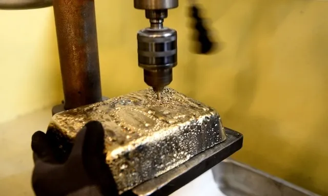 bulan-yasadi-meger-altin-degerindeymis-hurdacilar-gramini-2006-tlye-satiyor-1708327695745.jpeg Hurdacılar gramını 2004 TL'ye satıyor! Meğer altın değerindeymiş bulan köşeyi dönüyor-2