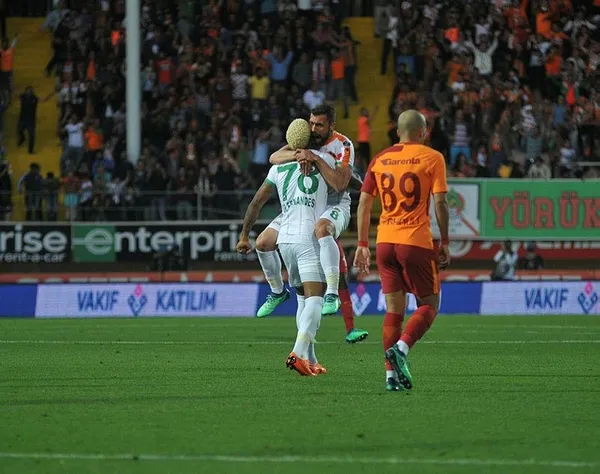 Galatasaray zorlu virajdan 3 puanla çıktı!-2