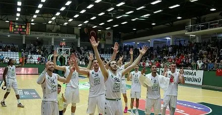 Bandırma Anadolu Efes’i farklı mağlup etti