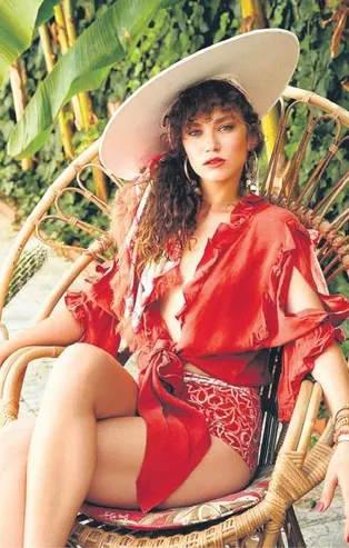 Melisa Şenolsun ile Umut Evirgen aralarındaki buzları eritti!