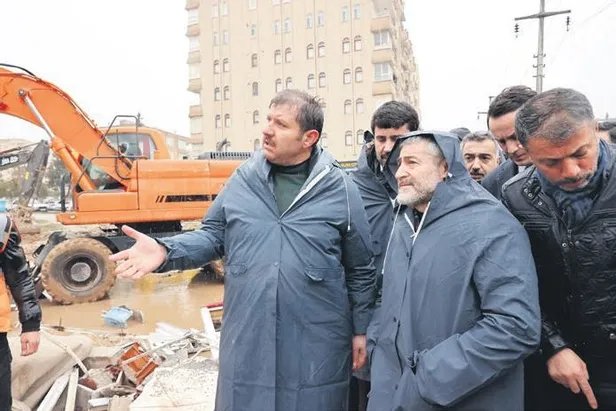 kabine-afet-bolgesinde-depremin-ardindan-seferberlik-baslatildi-1675725393703.jpeg Kabine afet bölgesinde! Depremin ardından seferberlik başlatıldı-5