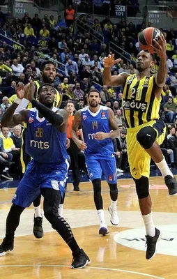 Fenerbahçe Doğuş'tan farklı galibiyet