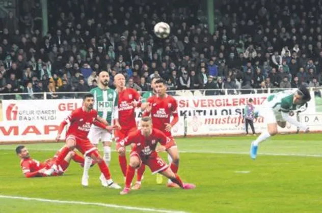 Balıkesirspor farka koştu