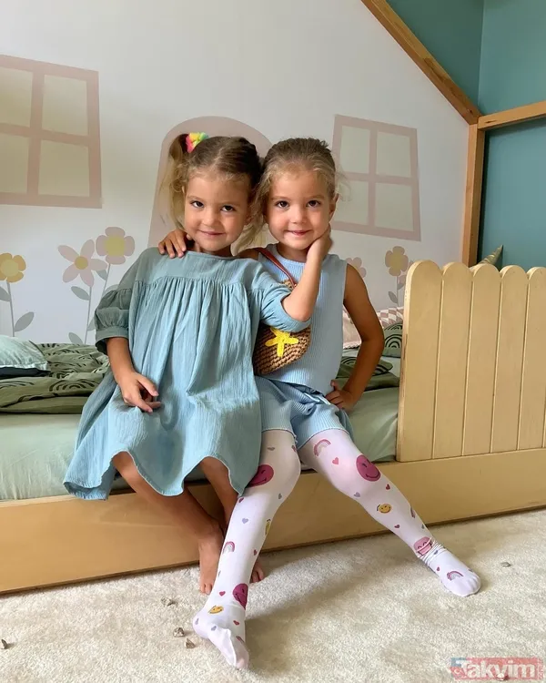 8 yıl önce evlenmişlerdi! Pelin Akil ile Anıl Altan boşanıyor mu? İlk açıklama geldi! İkiz annesi Pelin Akil kafa karıştırdı - 23