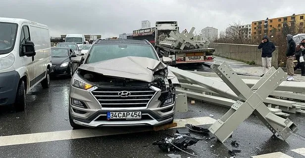 Kırmızı ışıkta beklerken araçları pert oldu