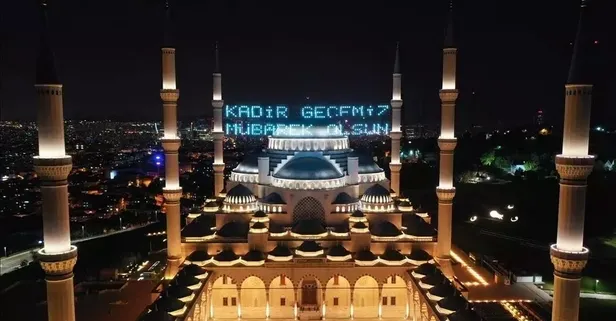 Kadir suresi nasıl okunur? Kadir suresi anlamı, okunuşu, meali...