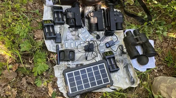 tuncelide-teroristlerin-kullandigi-siginak-imha-edildi-1657801536125.jpg Tunceli'de teröristlerin kullandığı sığınak imha edildi-3