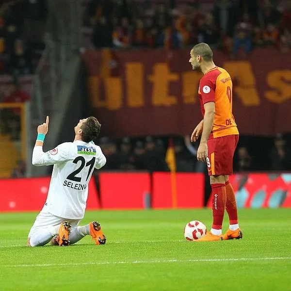 Galatasaray'ı 2-0 mağlup eden Akhisarspor Türkiye Kupası'nda finale çıktı-2