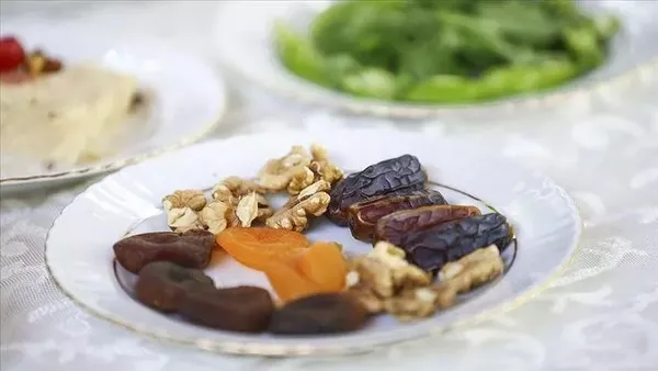 1648888341125.jpeg Diyanet İşleri Başkanlığı açıkladı! Diş tedavisi, astım spreyleri, aşı orucu bozar mı?-6