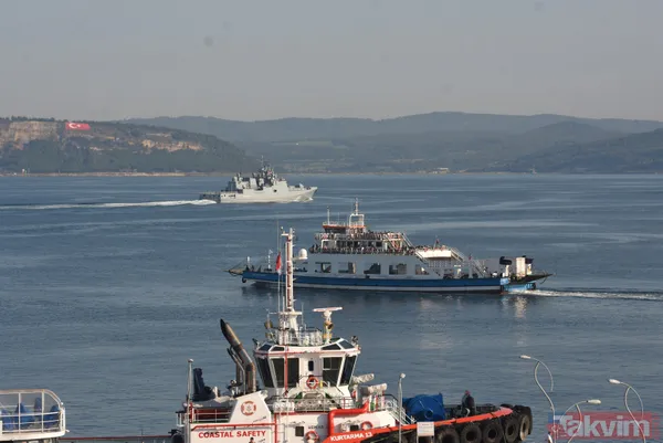 Rus savaş gemisi Admiral Essen Çanakkale Boğazı'ndan geçti - 6