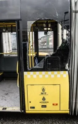 İstanbul'da metrobüs kazası