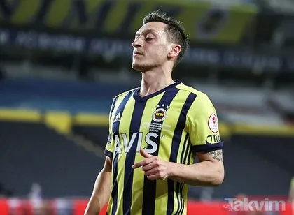 Fenerbahçe’de Mesut Özil mucizesi! Karagümrük maçında ilk 11’de oynayan Mesut Özil şoke etti