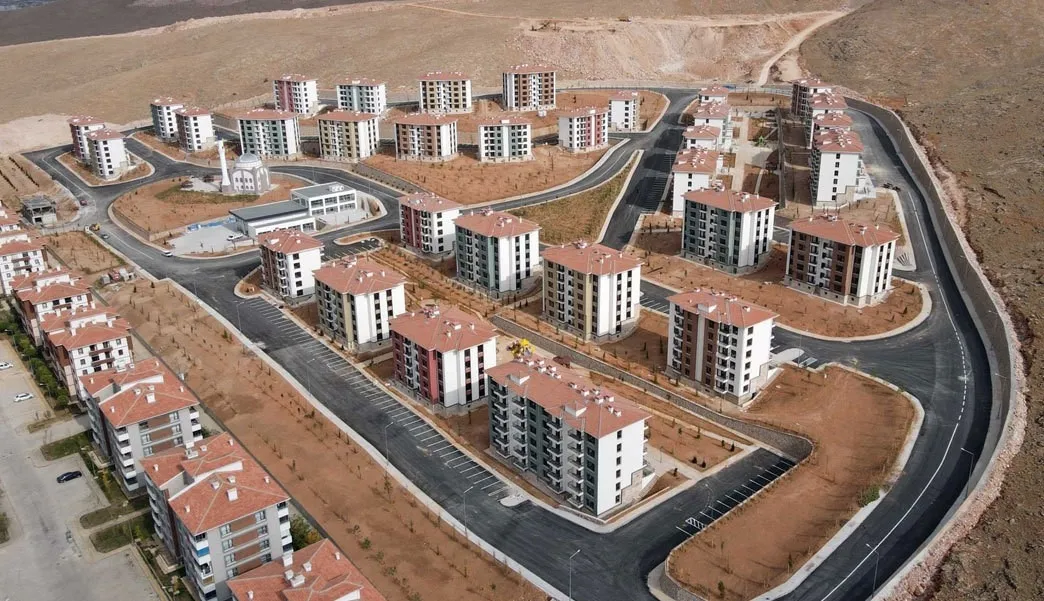 her-aileden-bir-kisi-kampanyaya-katilabilecek-1780957113967.jpeg TOKİ kurasız ev başvurusu nasıl yapılır? 64 il 20 bin konut fiyatları, taksit tutarları ve ödeme seçenekleri-2
