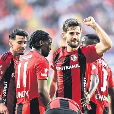 Antep 3 attı 3 kaptı