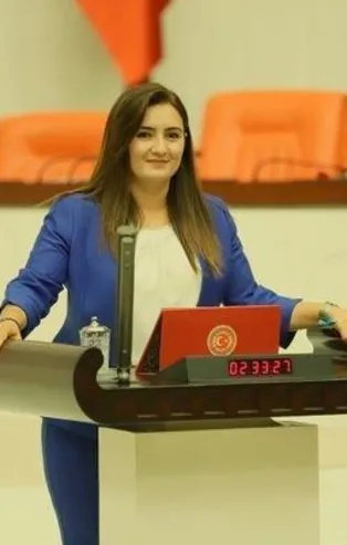 Son dakika: CHP İzmir Milletvekili Sevda Erdan Kılıç PM üyeliğinden istifa etti