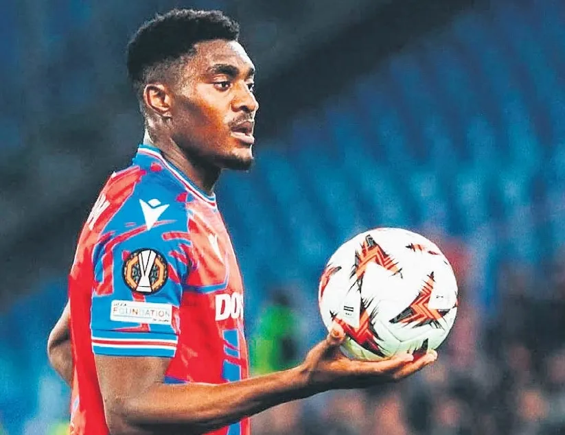 Aslan’a 1.92’lik kule